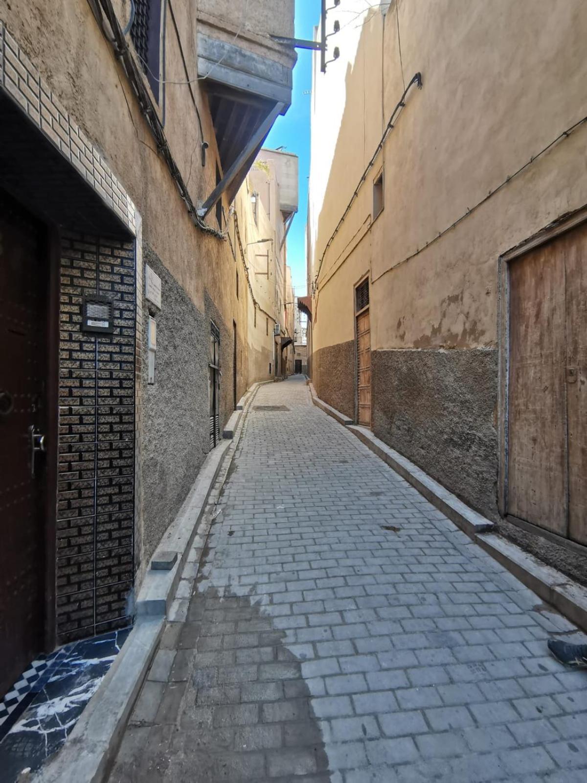 Riad Avec Terrasse Privee Et Piscine Partagee A 300M Fez Exterior photo