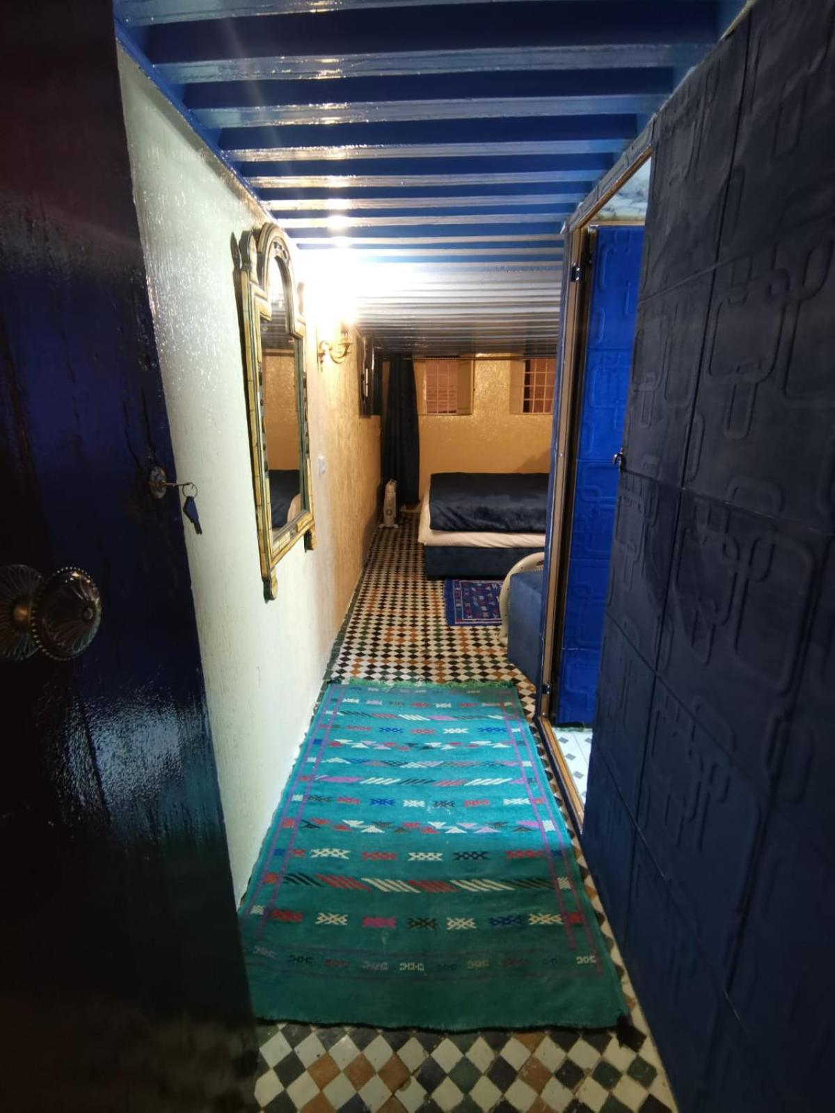 Riad Avec Terrasse Privee Et Piscine Partagee A 300M Fez Exterior photo